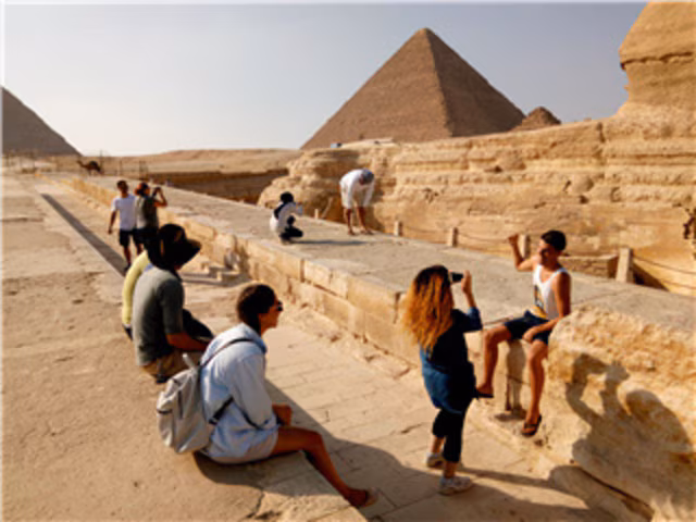 <span> Day 6 </span> Explore Luxor INCLUDED : 1 Hotel 1 Activity 4 Meals